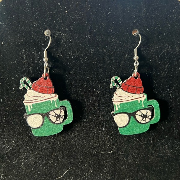 Christmas Earrings - Picture 3 of 3